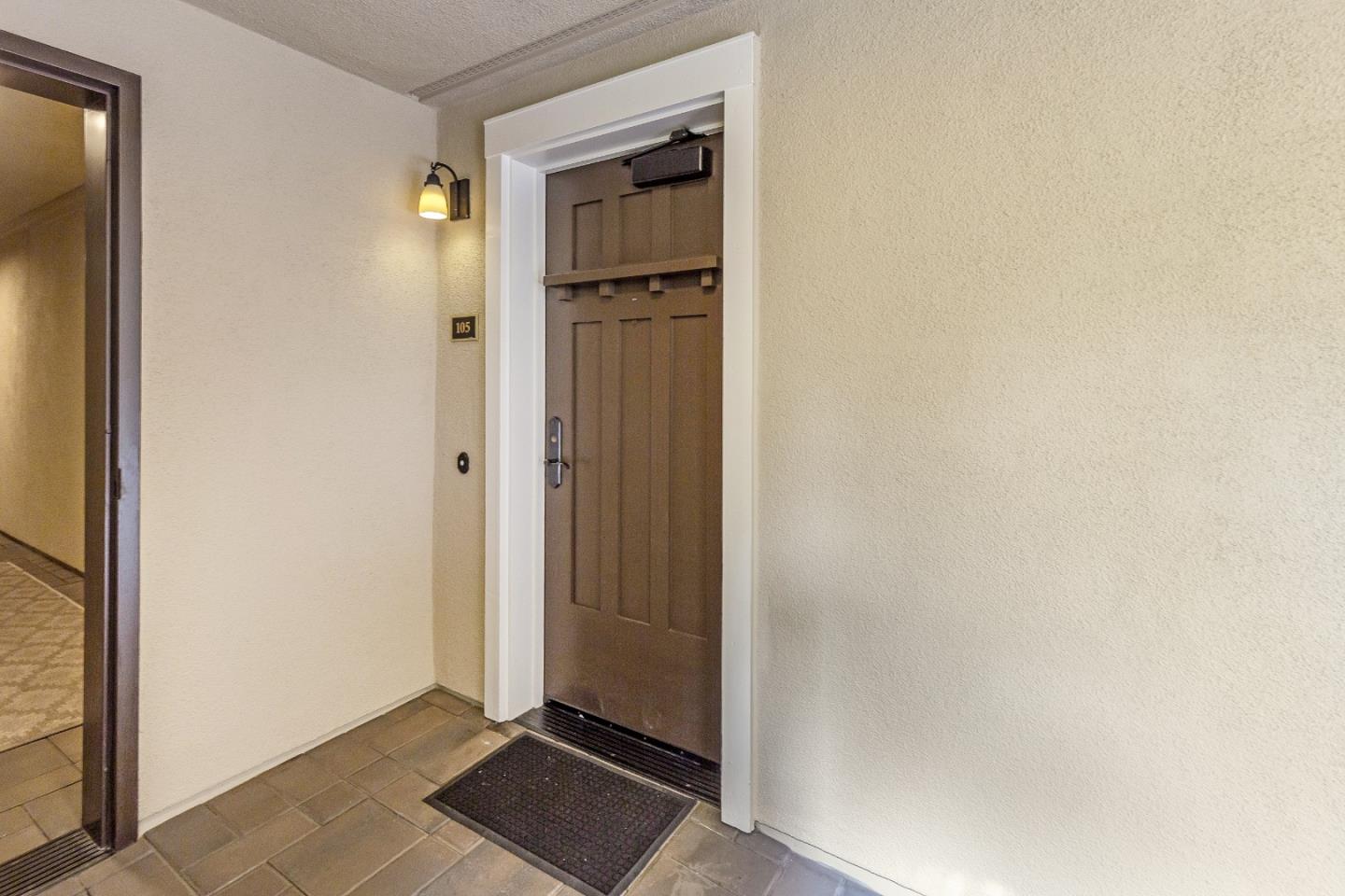 Detail Gallery Image 2 of 25 For 315 Homer Ave #105,  Palo Alto,  CA 94301 - 2 Beds | 2 Baths