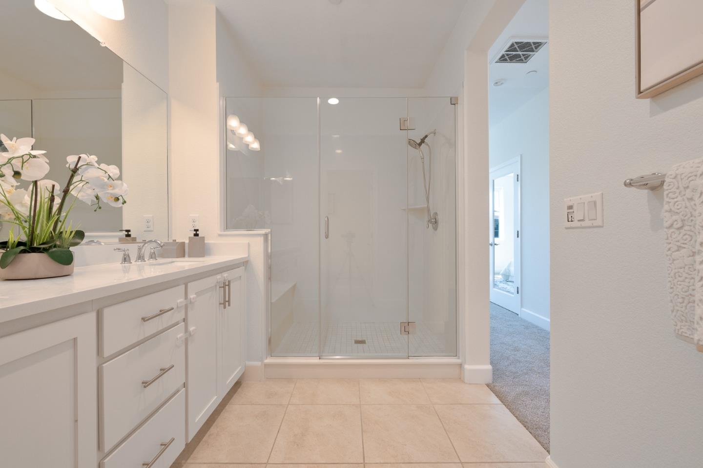Detail Gallery Image 17 of 26 For 712 Bramble Ter, Sunnyvale,  CA 94086 - 3 Beds | 3/1 Baths