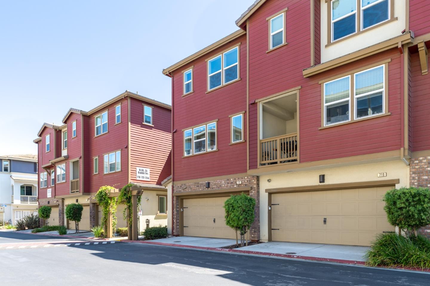 Detail Gallery Image 25 of 26 For 712 Bramble Ter, Sunnyvale,  CA 94086 - 3 Beds | 3/1 Baths