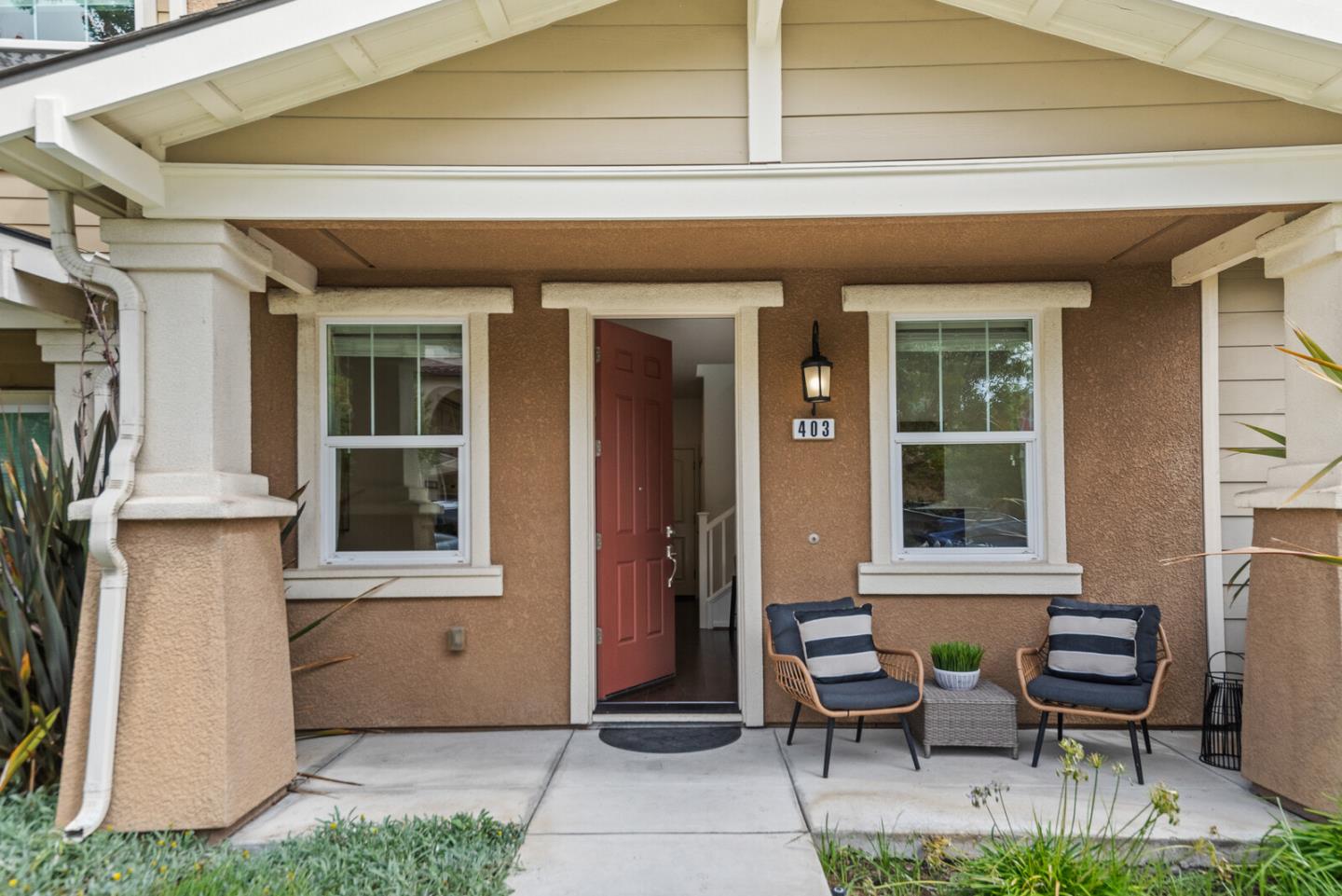 Detail Gallery Image 7 of 40 For 403 San Eduardo Ter, Sunnyvale,  CA 94085 - 3 Beds | 2/1 Baths
