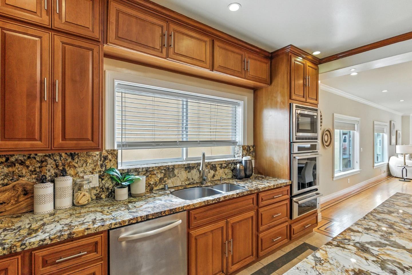 Detail Gallery Image 37 of 99 For 157 Station Ave, Daly City,  CA 94014 - 7 Beds | 6 Baths