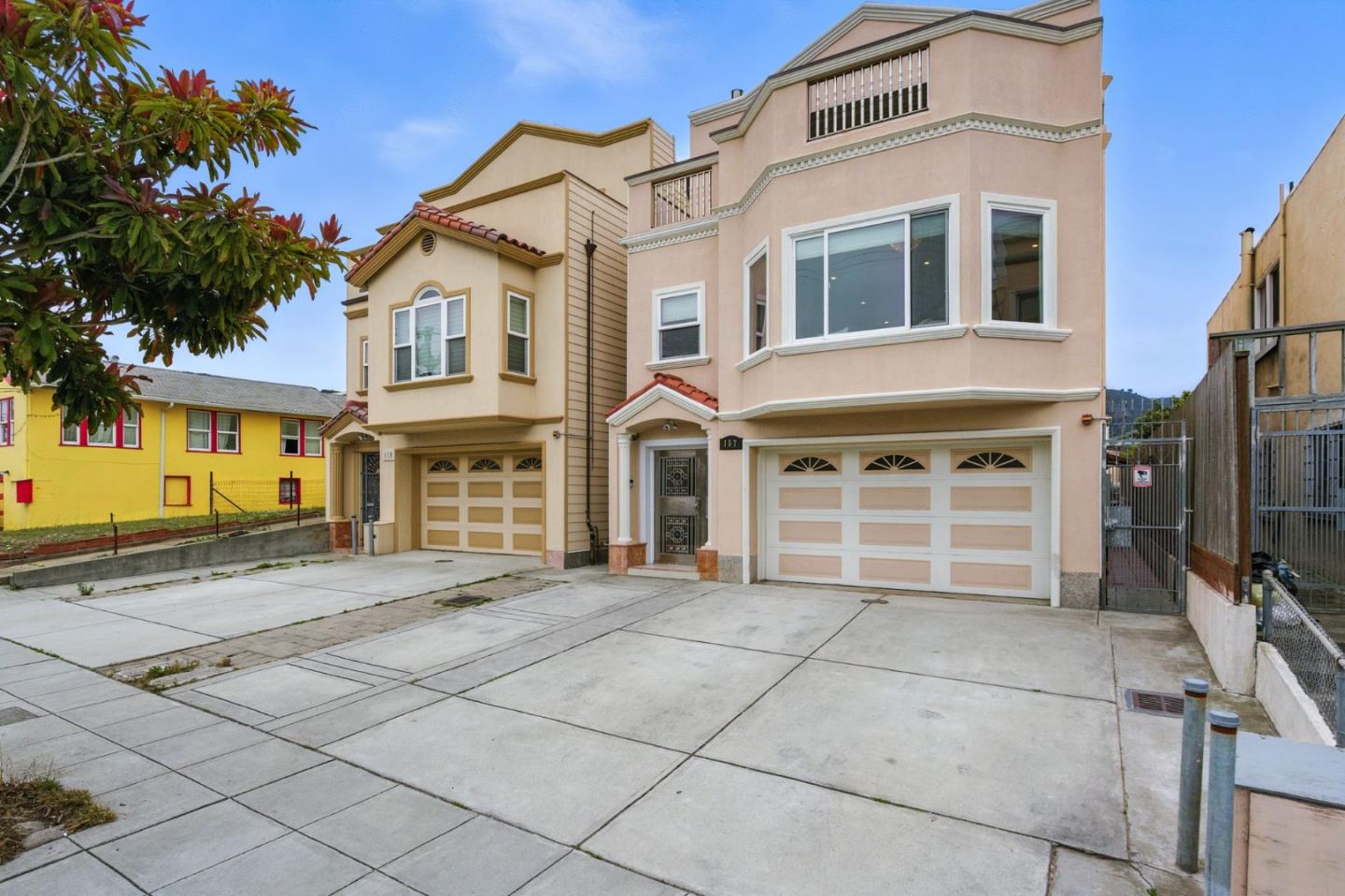 Detail Gallery Image 4 of 99 For 157 Station Ave, Daly City,  CA 94014 - 7 Beds | 6 Baths