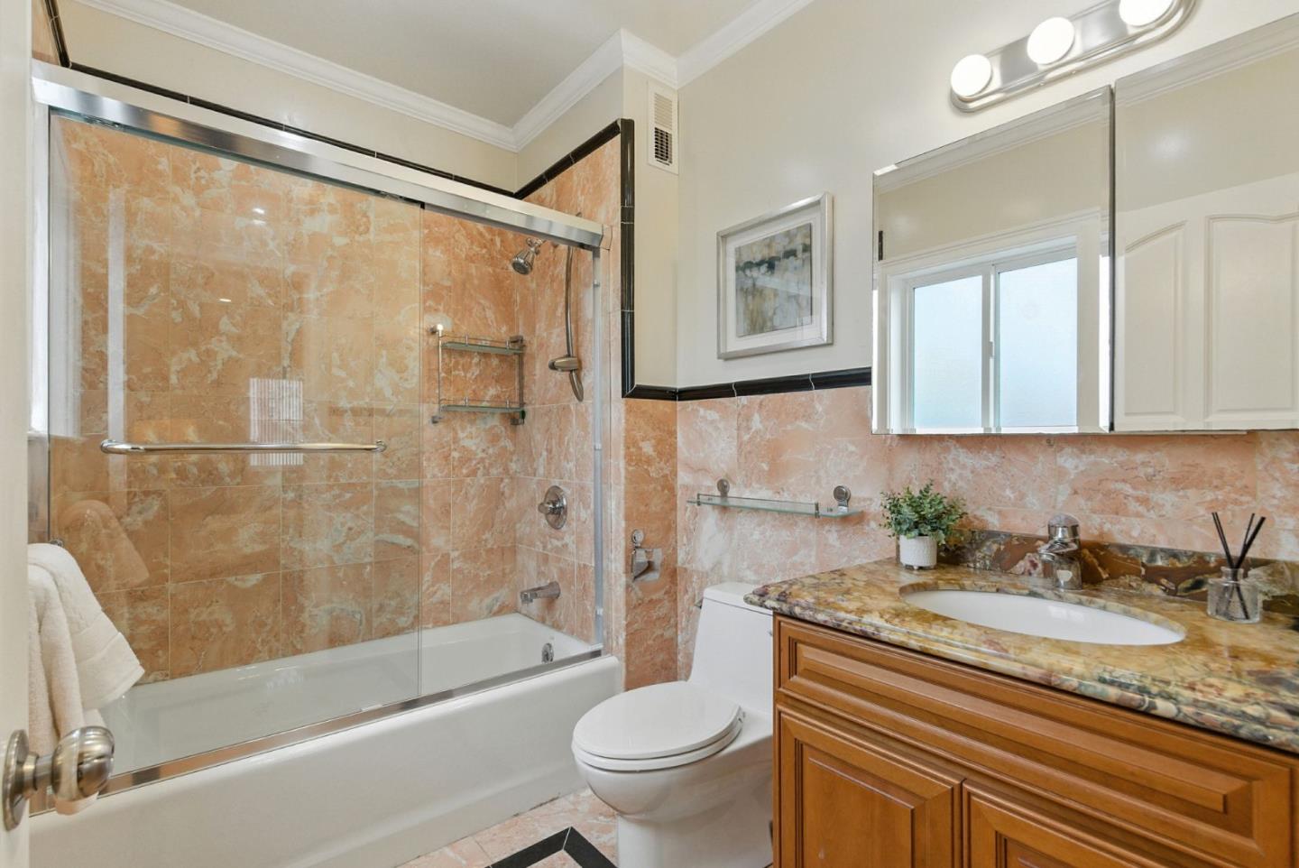 Detail Gallery Image 50 of 99 For 157 Station Ave, Daly City,  CA 94014 - 7 Beds | 6 Baths