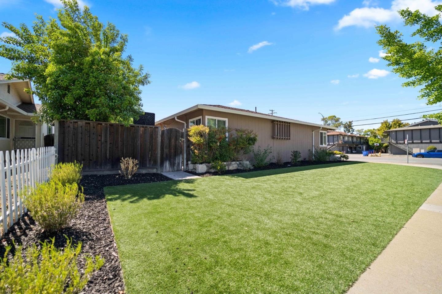 Detail Gallery Image 5 of 56 For 3856 Williams Rd, San Jose,  CA 95117 - – Beds | – Baths