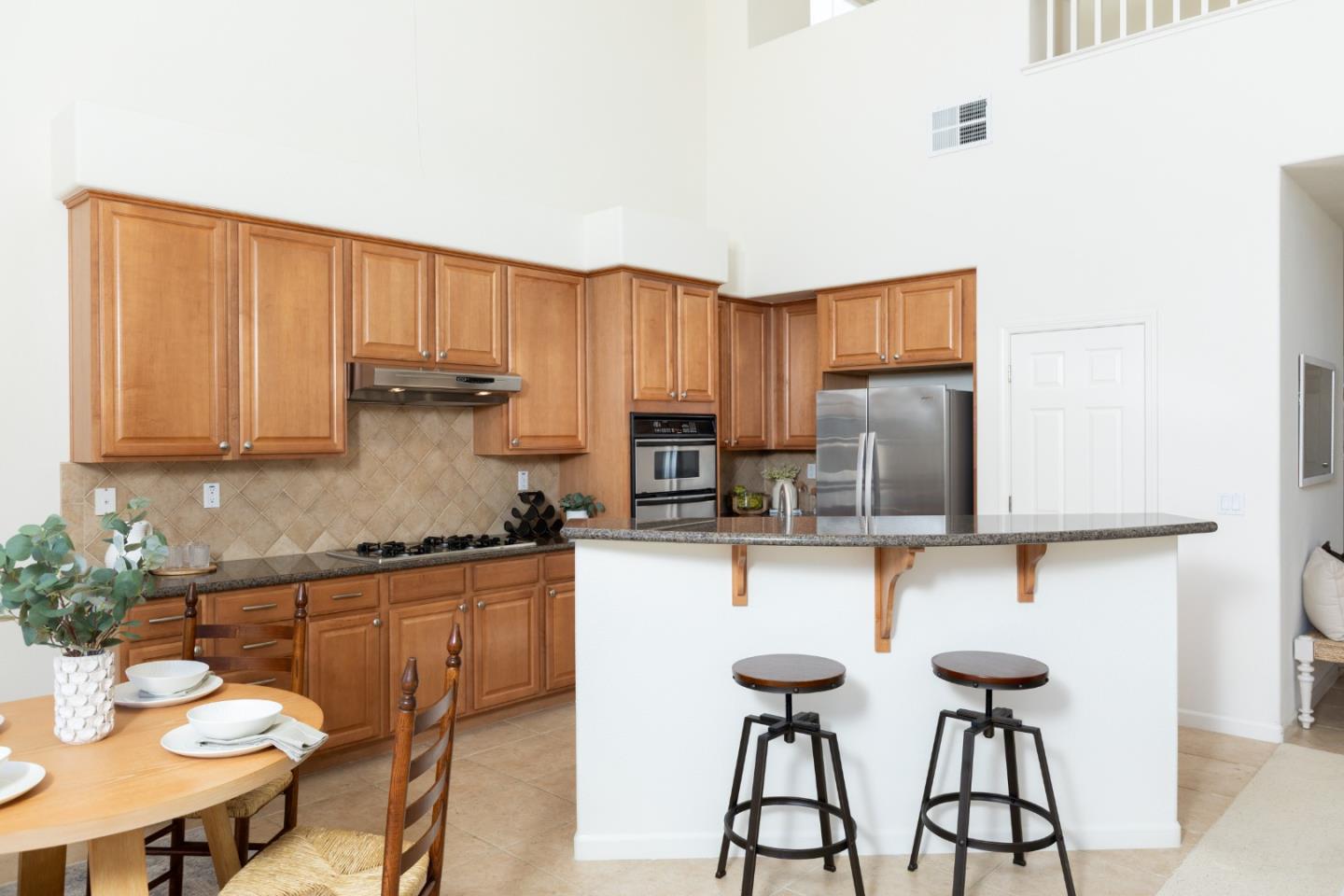 Detail Gallery Image 12 of 41 For 4180 Peninsula Point Dr, Seaside,  CA 93955 - 4 Beds | 2/1 Baths