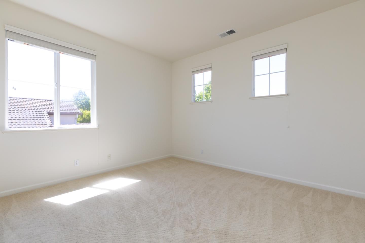 Detail Gallery Image 24 of 41 For 4180 Peninsula Point Dr, Seaside,  CA 93955 - 4 Beds | 2/1 Baths