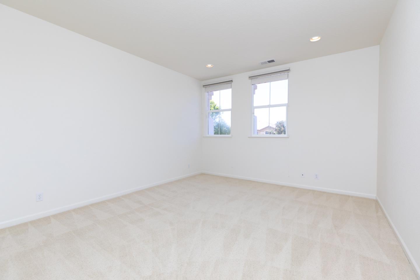 Detail Gallery Image 26 of 41 For 4180 Peninsula Point Dr, Seaside,  CA 93955 - 4 Beds | 2/1 Baths