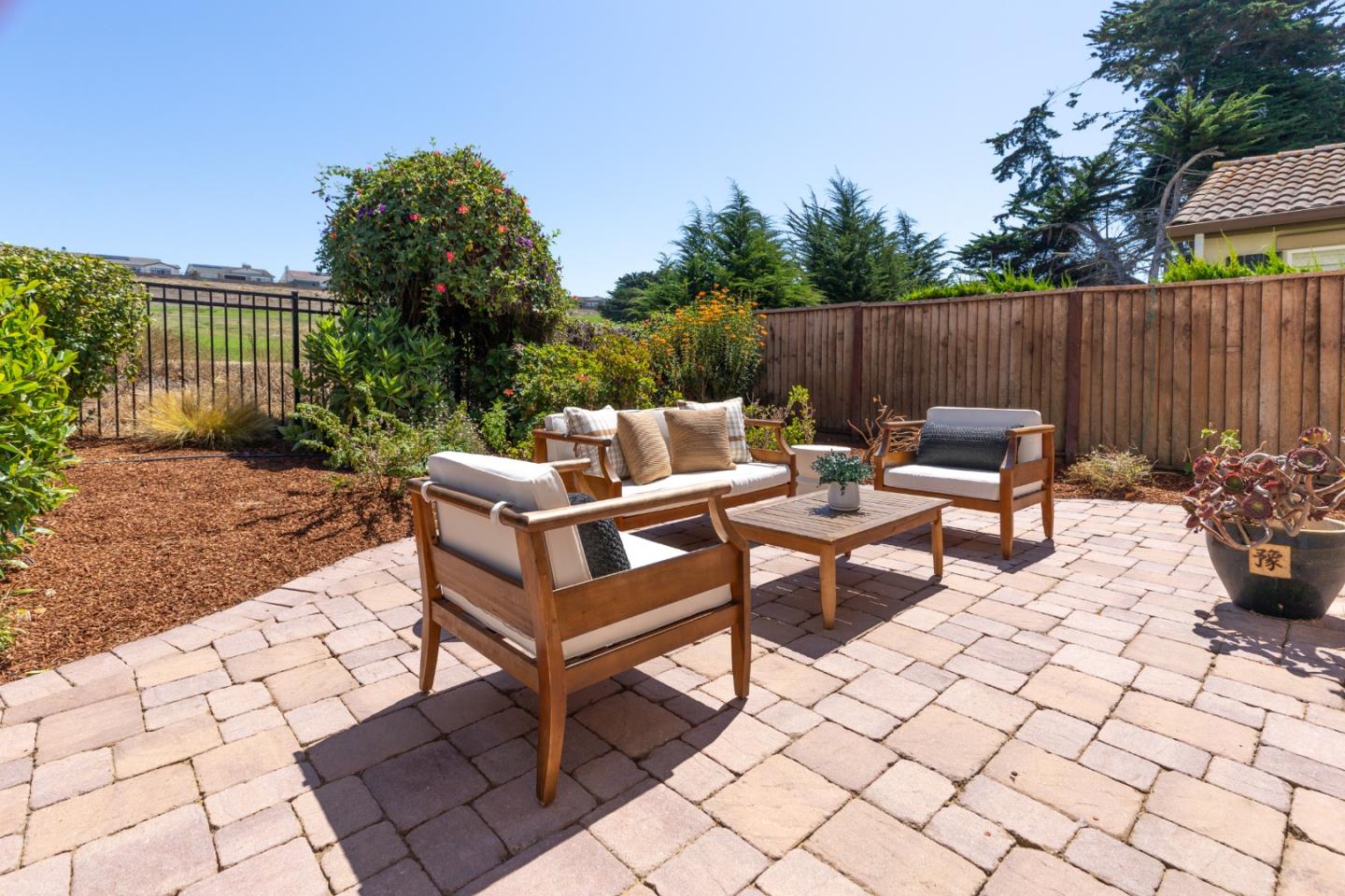 Detail Gallery Image 35 of 41 For 4180 Peninsula Point Dr, Seaside,  CA 93955 - 4 Beds | 2/1 Baths