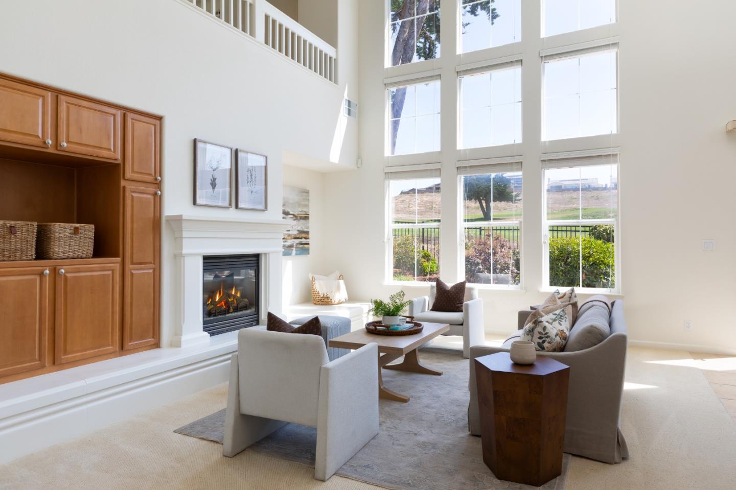 Detail Gallery Image 9 of 41 For 4180 Peninsula Point Dr, Seaside,  CA 93955 - 4 Beds | 2/1 Baths
