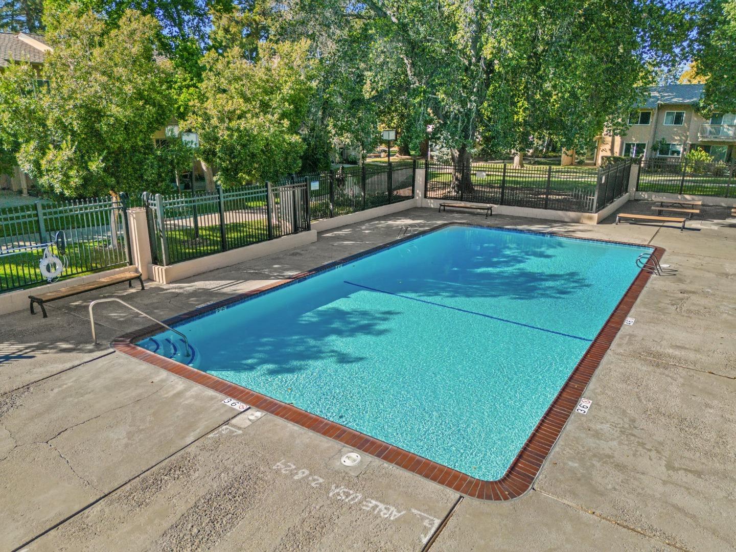 Detail Gallery Image 32 of 36 For 1063 Norfolk Dr, San Jose,  CA 95129 - 4 Beds | 2/1 Baths
