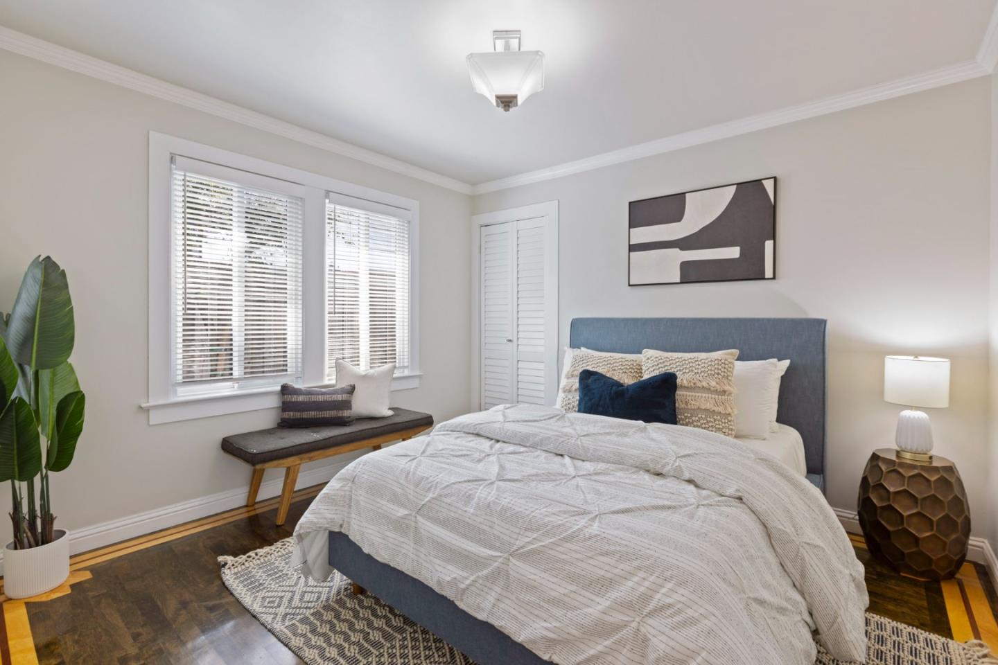 Detail Gallery Image 10 of 24 For 2760 Marlborough Ave, Redwood City,  CA 94063 - 2 Beds | 1 Baths