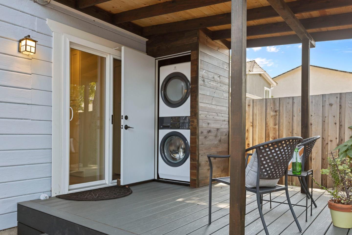 Detail Gallery Image 13 of 24 For 2760 Marlborough Ave, Redwood City,  CA 94063 - 2 Beds | 1 Baths
