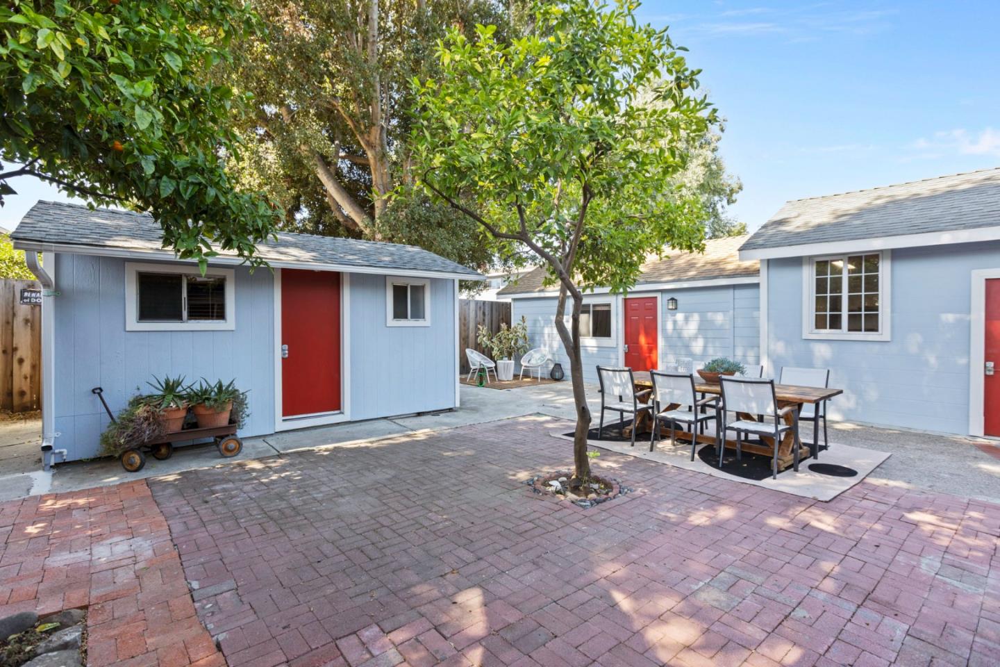 Detail Gallery Image 17 of 24 For 2760 Marlborough Ave, Redwood City,  CA 94063 - 2 Beds | 1 Baths