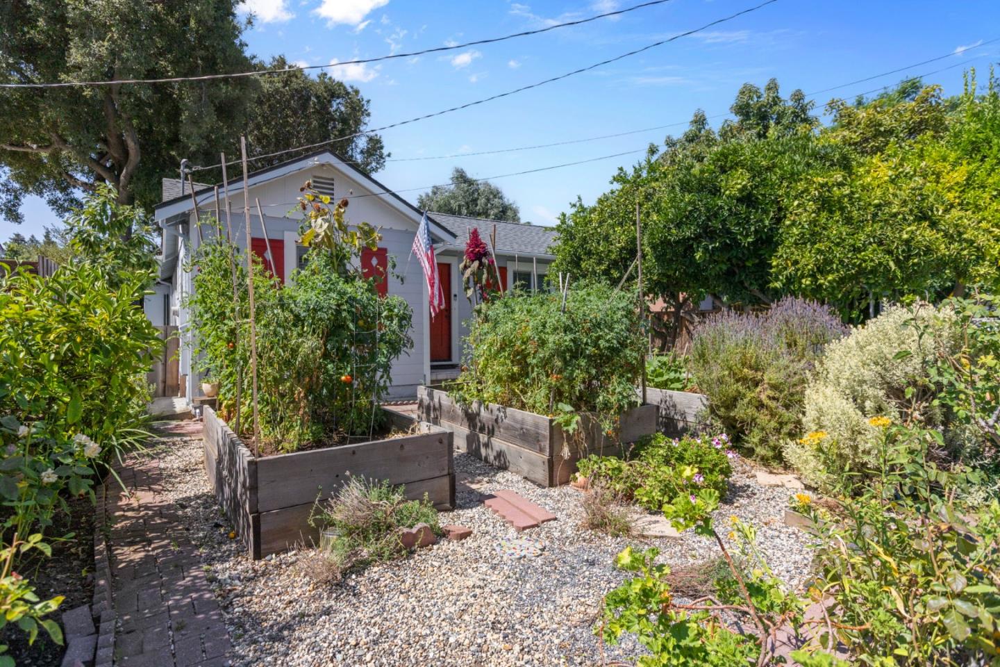 Detail Gallery Image 22 of 24 For 2760 Marlborough Ave, Redwood City,  CA 94063 - 2 Beds | 1 Baths
