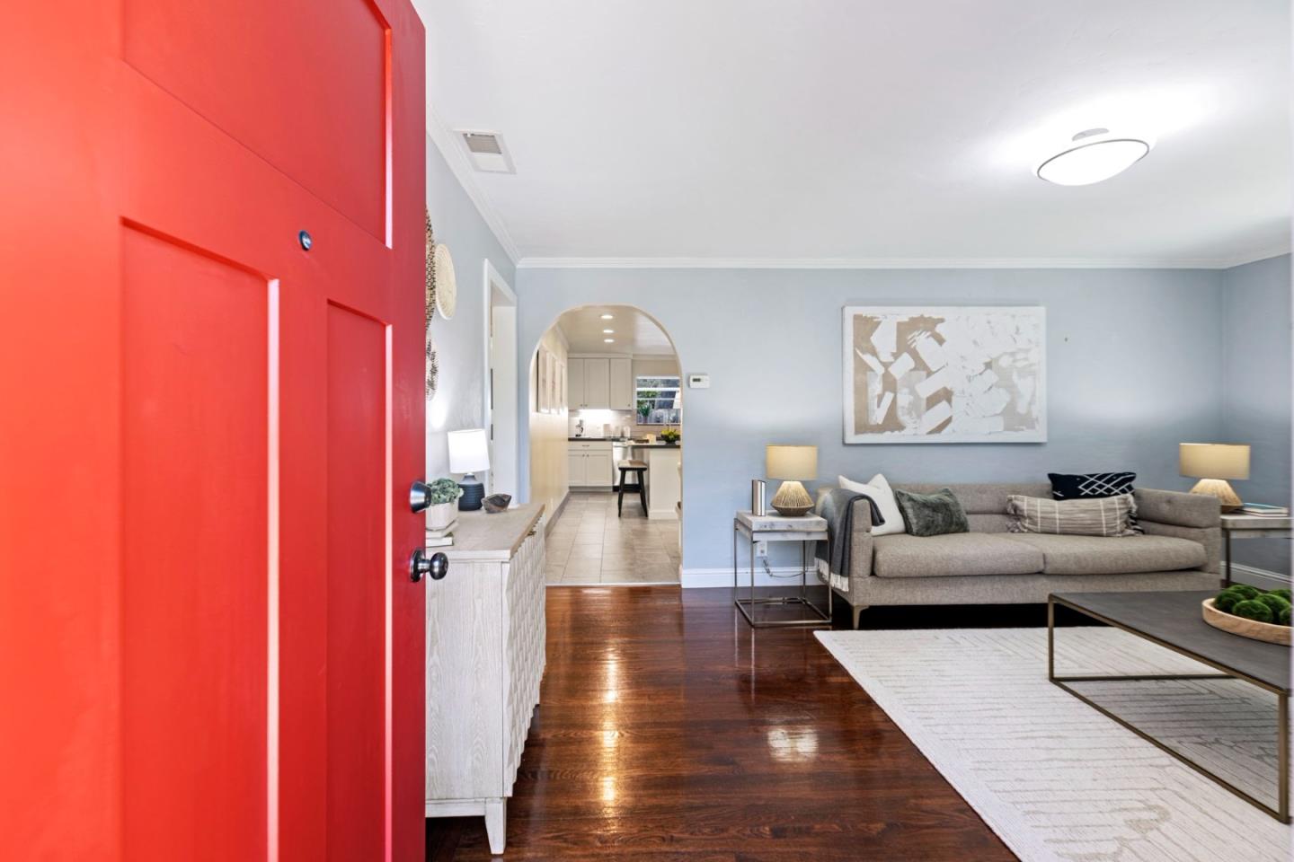 Detail Gallery Image 4 of 24 For 2760 Marlborough Ave, Redwood City,  CA 94063 - 2 Beds | 1 Baths