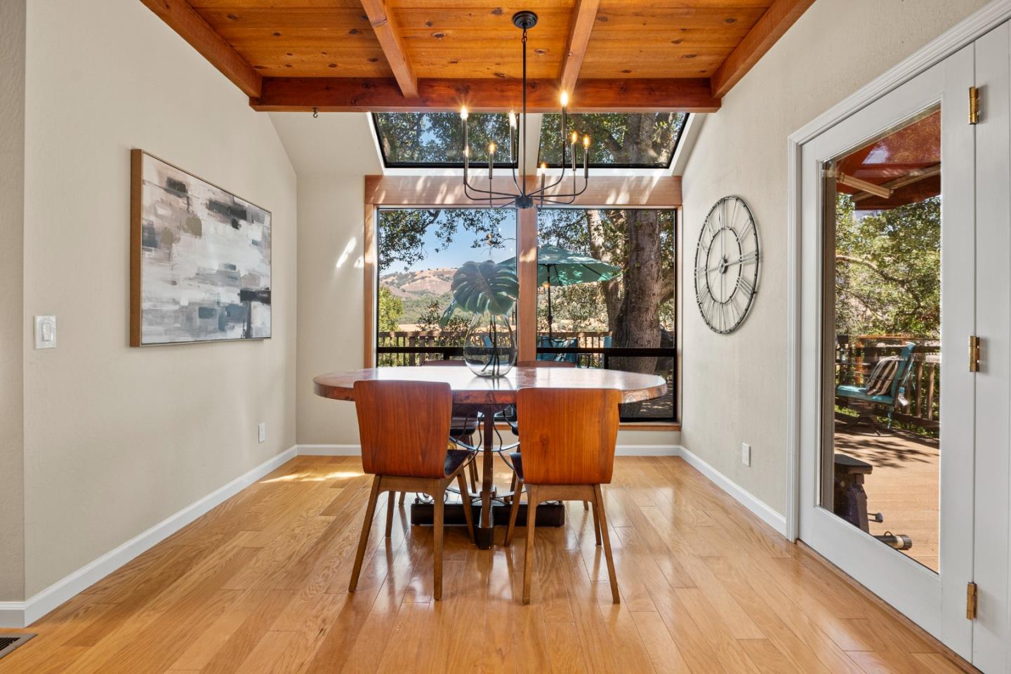 Detail Gallery Image 10 of 36 For 17410 Blue Jay Dr, Morgan Hill,  CA 95037 - 3 Beds | 2/1 Baths
