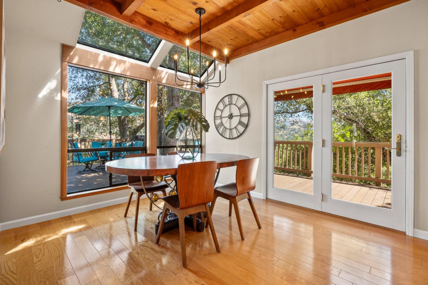 Detail Gallery Image 11 of 36 For 17410 Blue Jay Dr, Morgan Hill,  CA 95037 - 3 Beds | 2/1 Baths