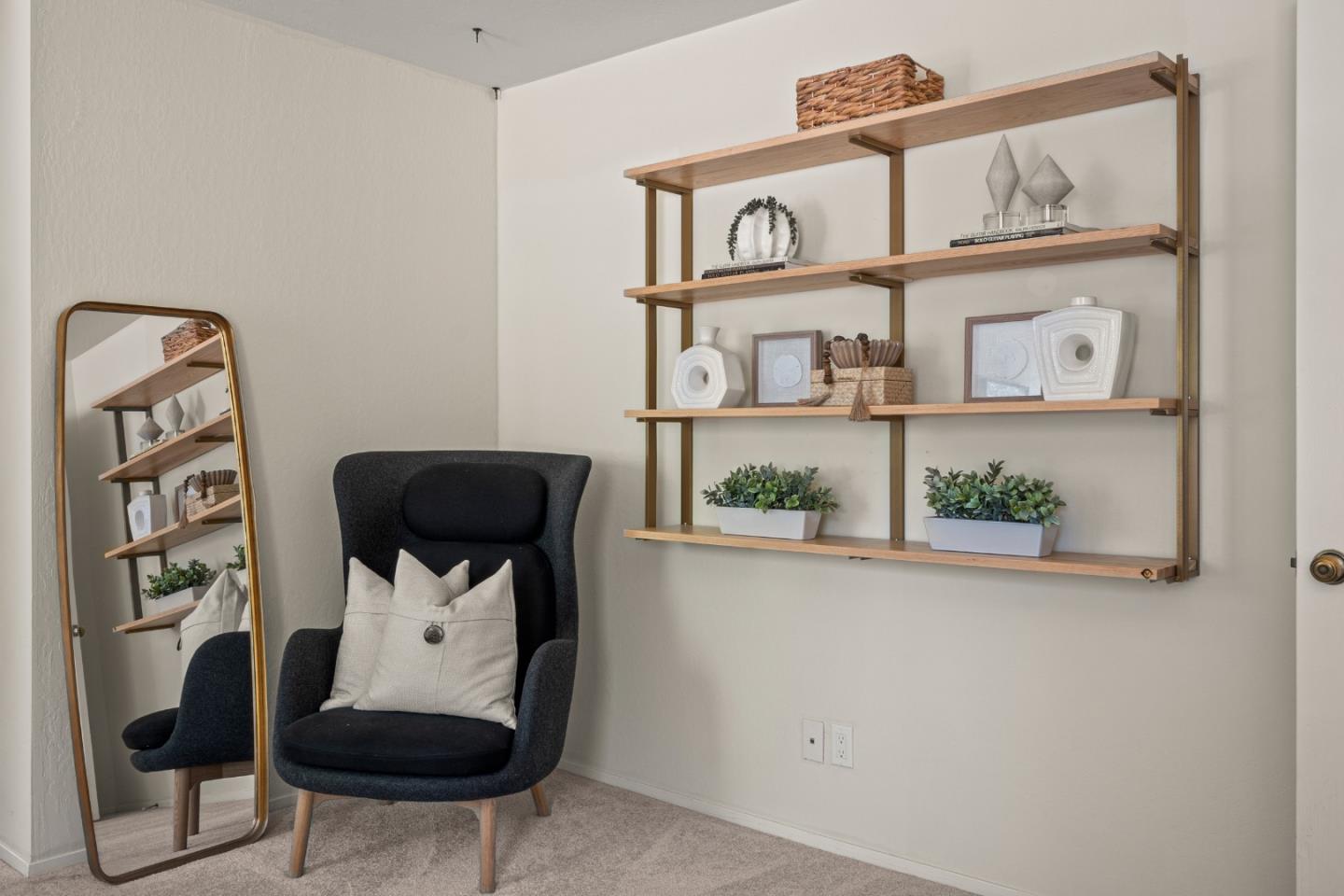 Detail Gallery Image 14 of 36 For 17410 Blue Jay Dr, Morgan Hill,  CA 95037 - 3 Beds | 2/1 Baths