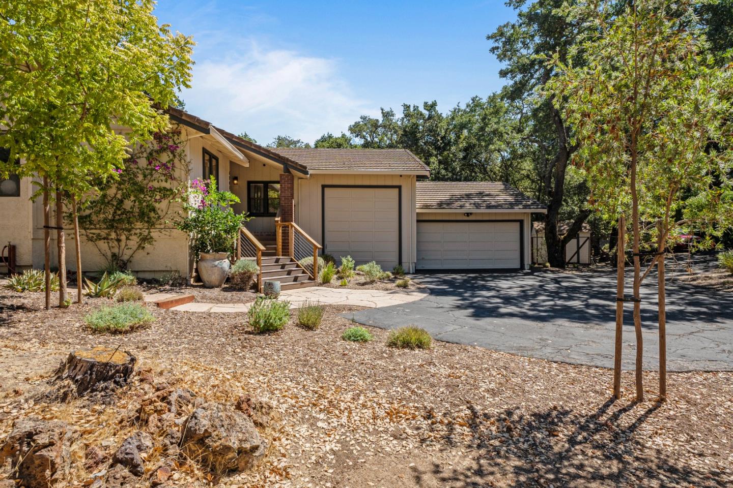 Detail Gallery Image 33 of 36 For 17410 Blue Jay Dr, Morgan Hill,  CA 95037 - 3 Beds | 2/1 Baths