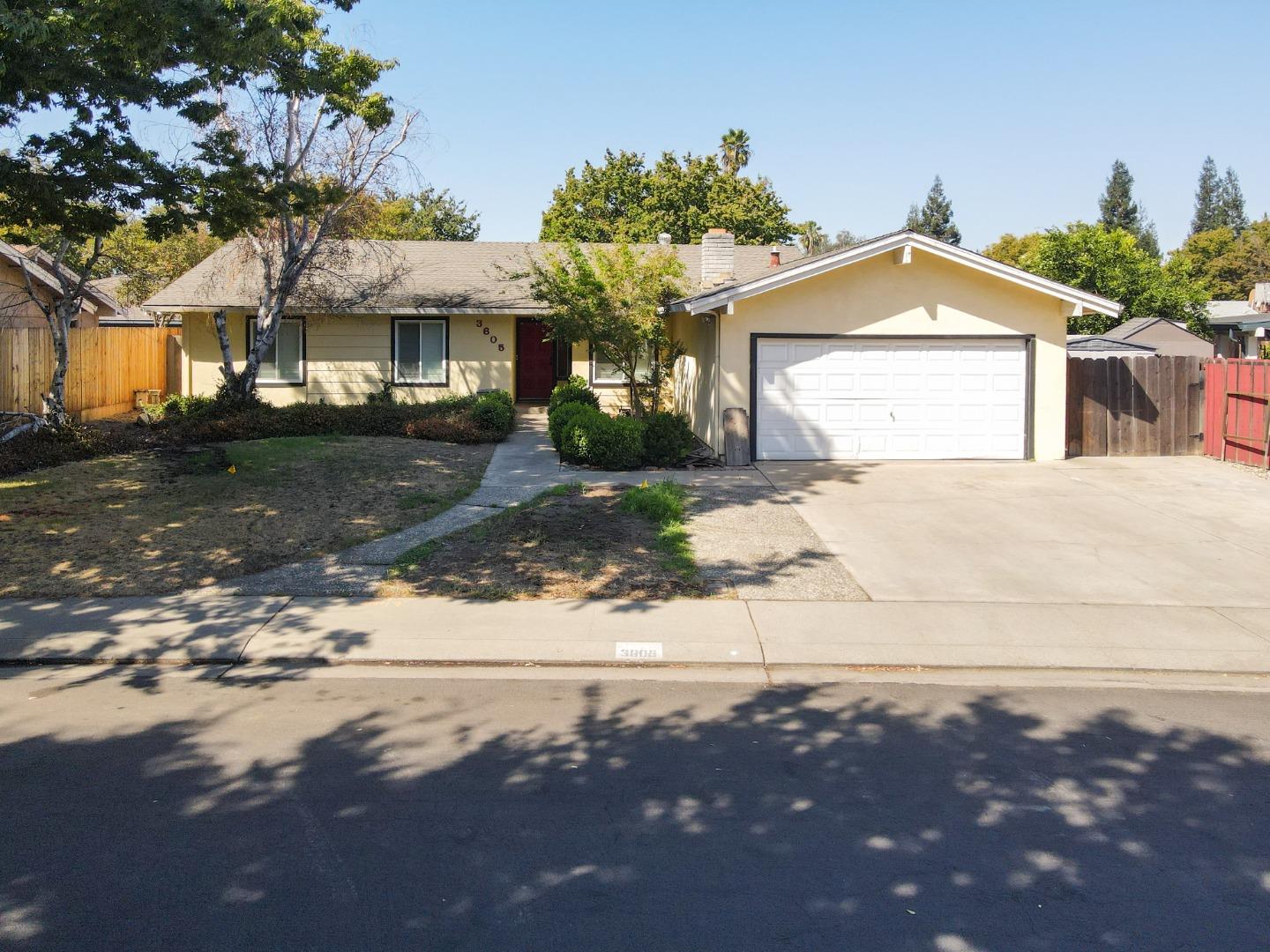 Detail Gallery Image 4 of 39 For 3605 Swain Dr, Modesto,  CA 95356 - 4 Beds | 2 Baths