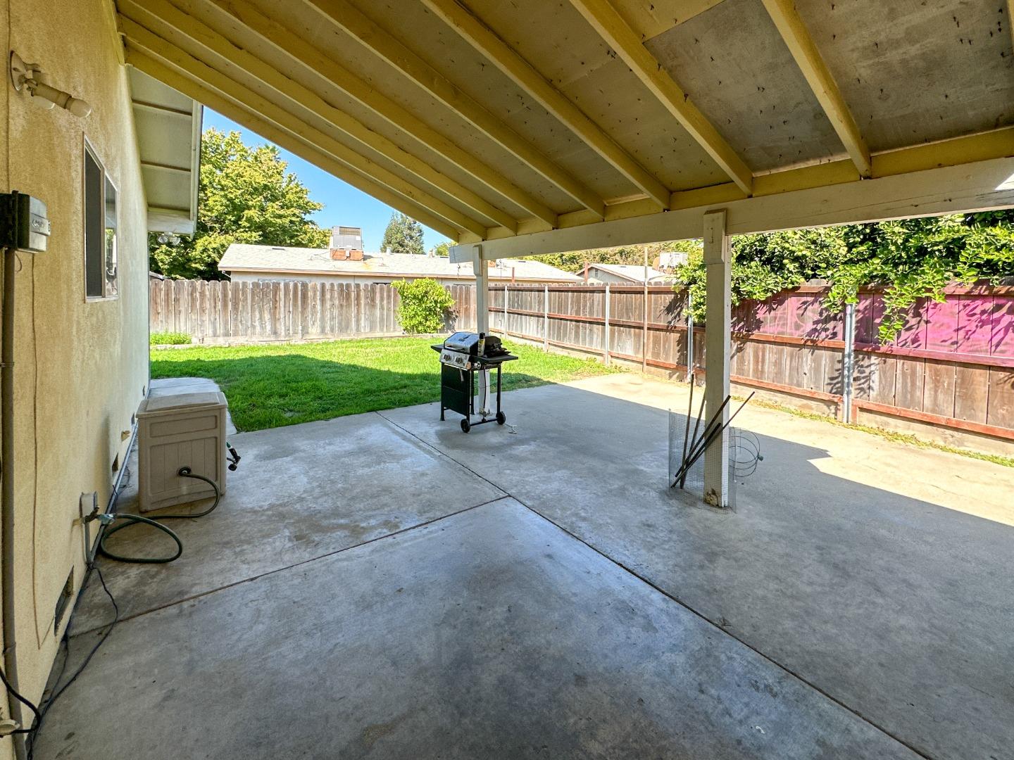 Detail Gallery Image 7 of 39 For 3605 Swain Dr, Modesto,  CA 95356 - 4 Beds | 2 Baths