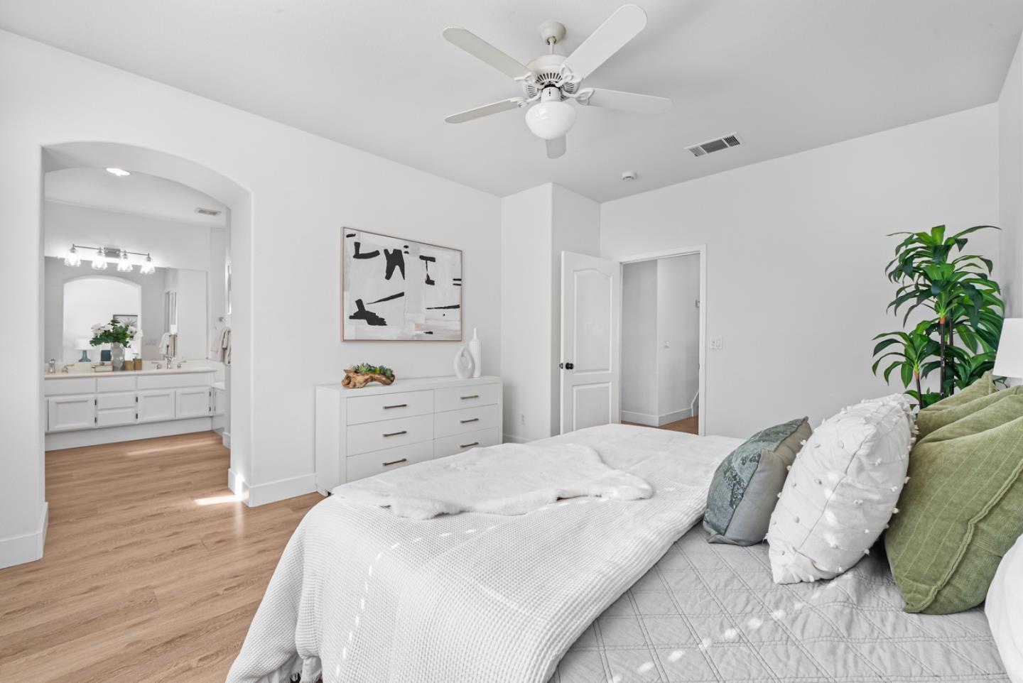 Detail Gallery Image 22 of 42 For 1658 Pala Ranch Cir, San Jose,  CA 95133 - 3 Beds | 2/1 Baths
