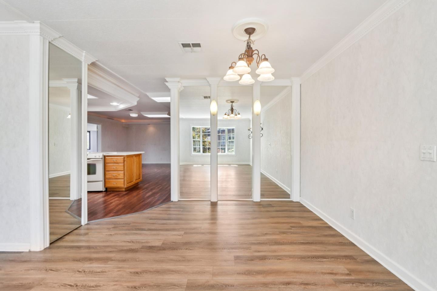 Detail Gallery Image 8 of 44 For 138 Quail Hollow Dr #138,  San Jose,  CA 95128 - 2 Beds | 2 Baths