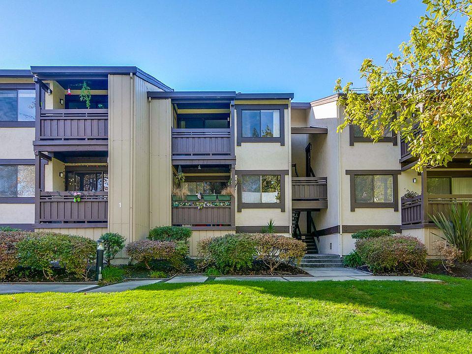 Detail Gallery Image 3 of 4 For 777 San Antonio Rd #93,  Palo Alto,  CA 94303 - 3 Beds | 2 Baths