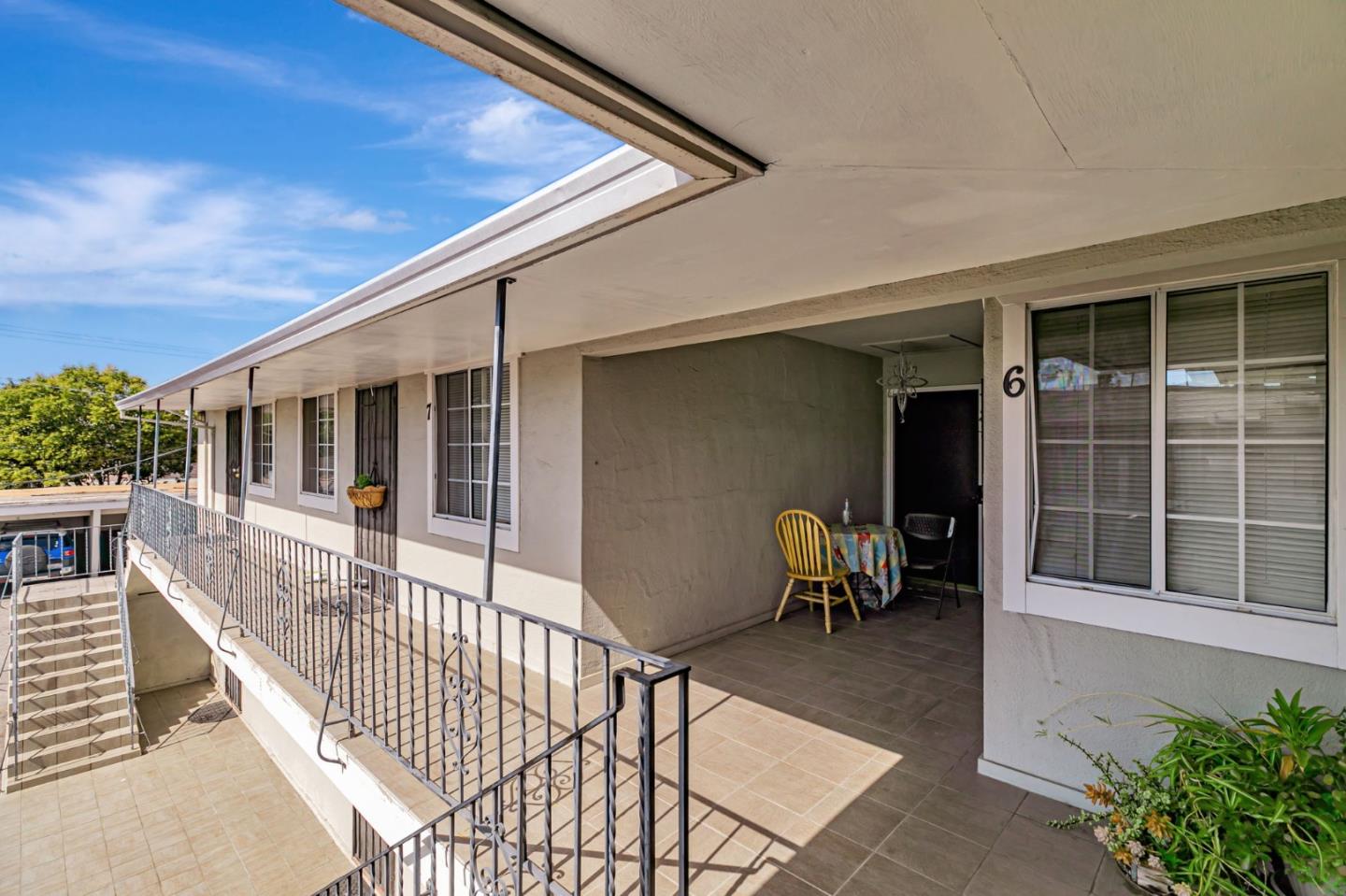 Detail Gallery Image 6 of 23 For 1379 Reeve St, Santa Clara,  CA 95050 - – Beds | – Baths