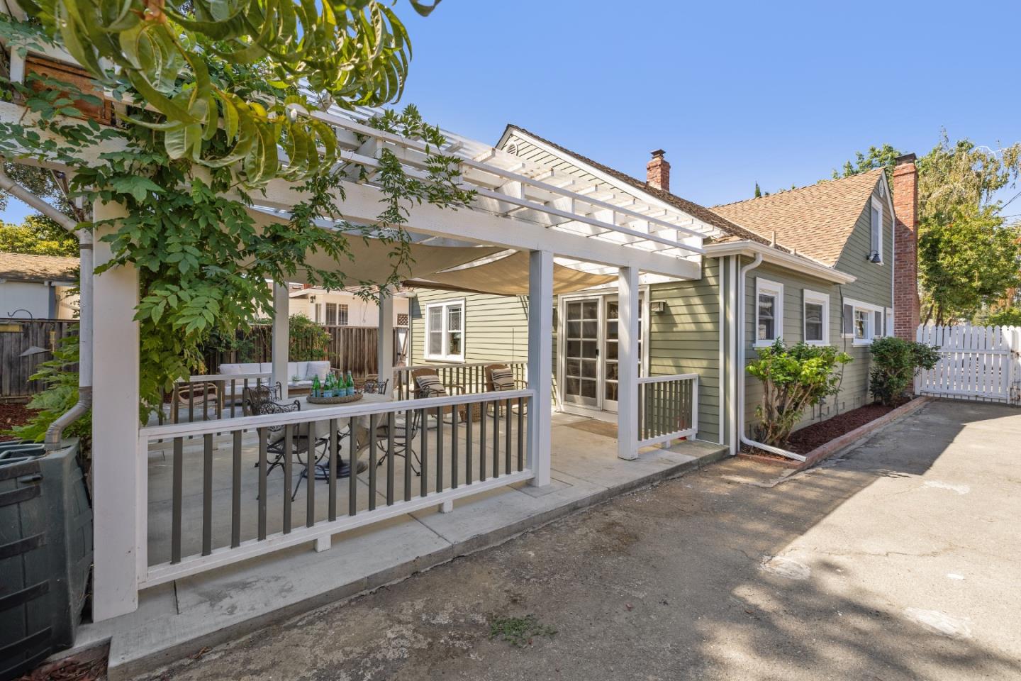 Detail Gallery Image 28 of 32 For 406 Menker Ave, San Jose,  CA 95128 - 3 Beds | 1 Baths