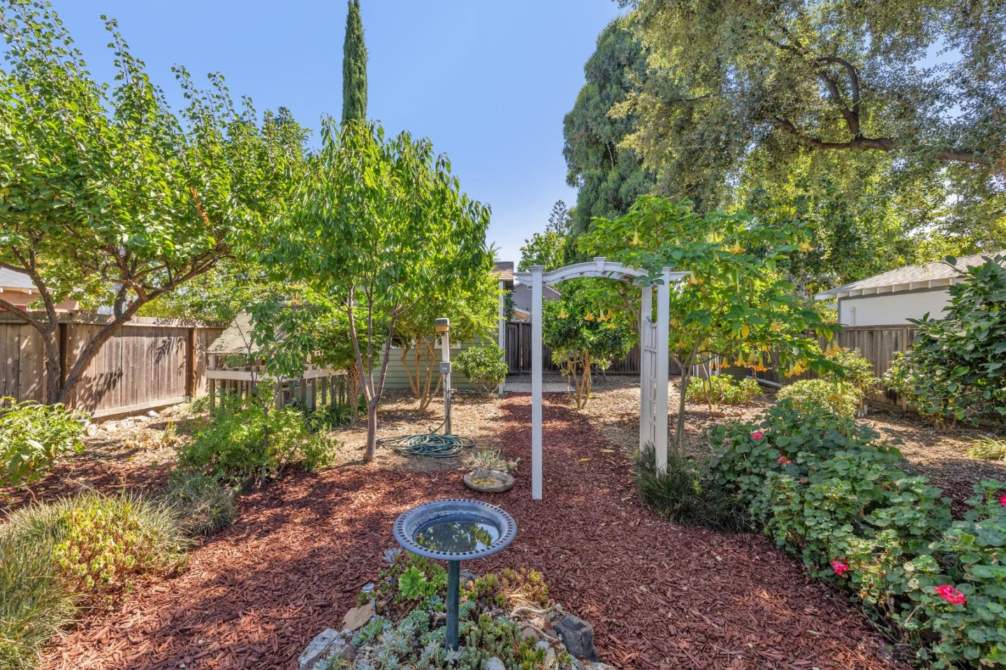 Detail Gallery Image 29 of 32 For 406 Menker Ave, San Jose,  CA 95128 - 3 Beds | 1 Baths