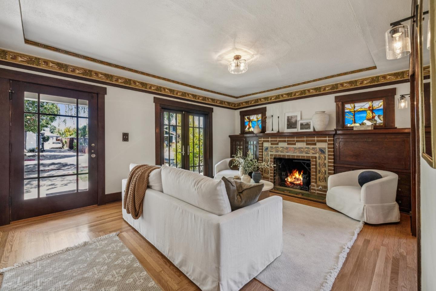 Detail Gallery Image 4 of 32 For 406 Menker Ave, San Jose,  CA 95128 - 3 Beds | 1 Baths
