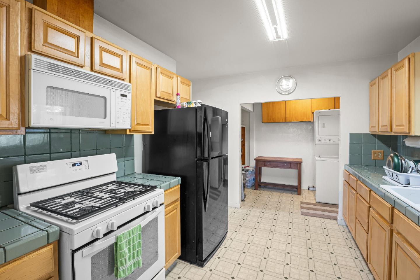 Detail Gallery Image 20 of 36 For 3121 Monticello Ave, Oakland,  CA 94619 - 2 Beds | 1 Baths