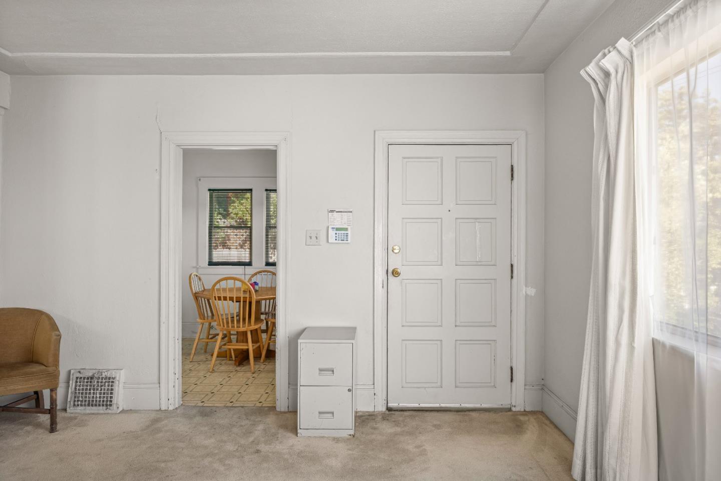 Detail Gallery Image 8 of 36 For 3121 Monticello Ave, Oakland,  CA 94619 - 2 Beds | 1 Baths