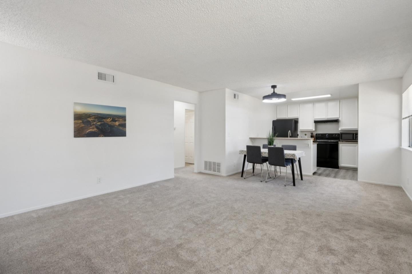 Detail Gallery Image 11 of 42 For 196 Coy Dr #1,  San Jose,  CA 95123 - 2 Beds | 1 Baths