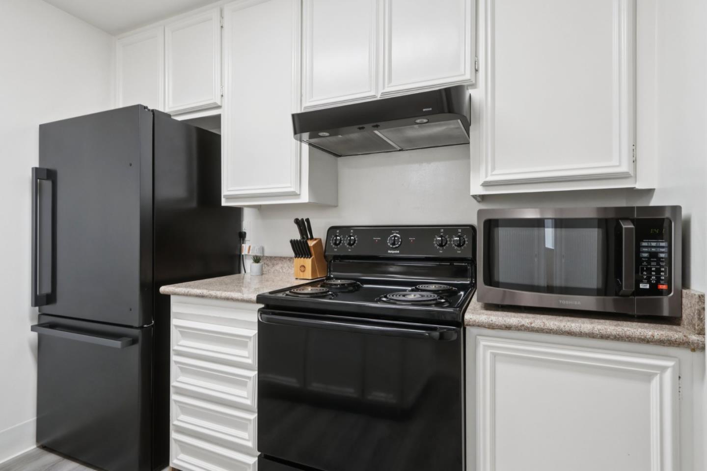 Detail Gallery Image 17 of 42 For 196 Coy Dr #1,  San Jose,  CA 95123 - 2 Beds | 1 Baths