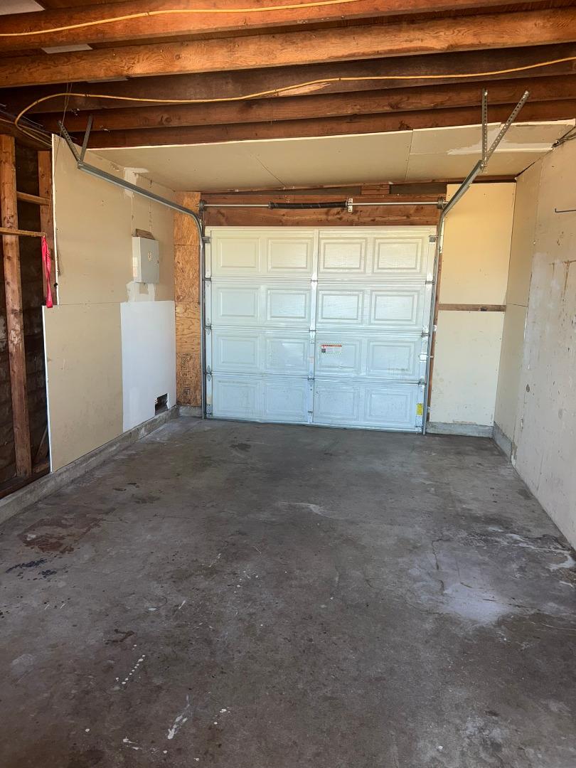 Detail Gallery Image 17 of 19 For 1615 Luzern St, Seaside,  CA 93955 - 3 Beds | 1 Baths