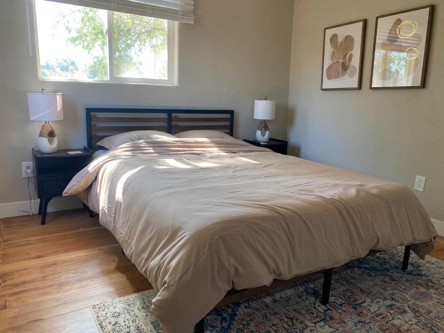 Detail Gallery Image 10 of 21 For 999 E 16th St, Chico,  CA 95928 - – Beds | – Baths