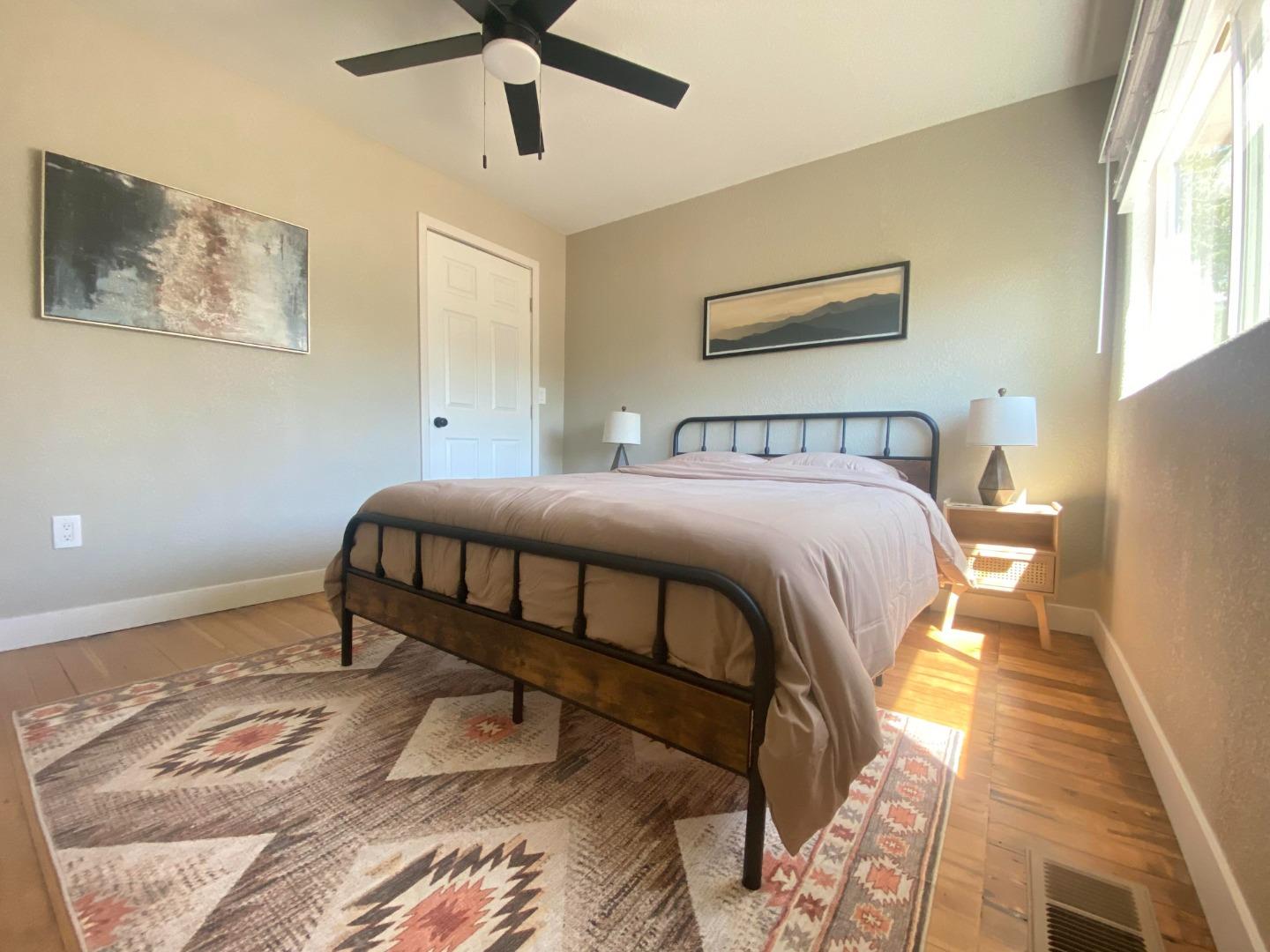 Detail Gallery Image 9 of 21 For 999 E 16th St, Chico,  CA 95928 - – Beds | – Baths