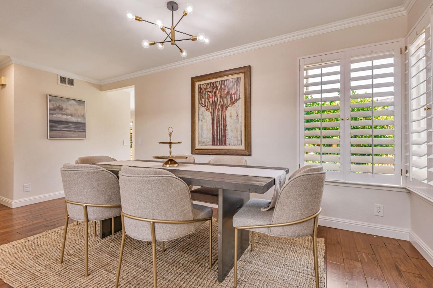 Detail Gallery Image 10 of 54 For 1003 Avalon Ave, Foster City,  CA 94404 - 4 Beds | 2/1 Baths
