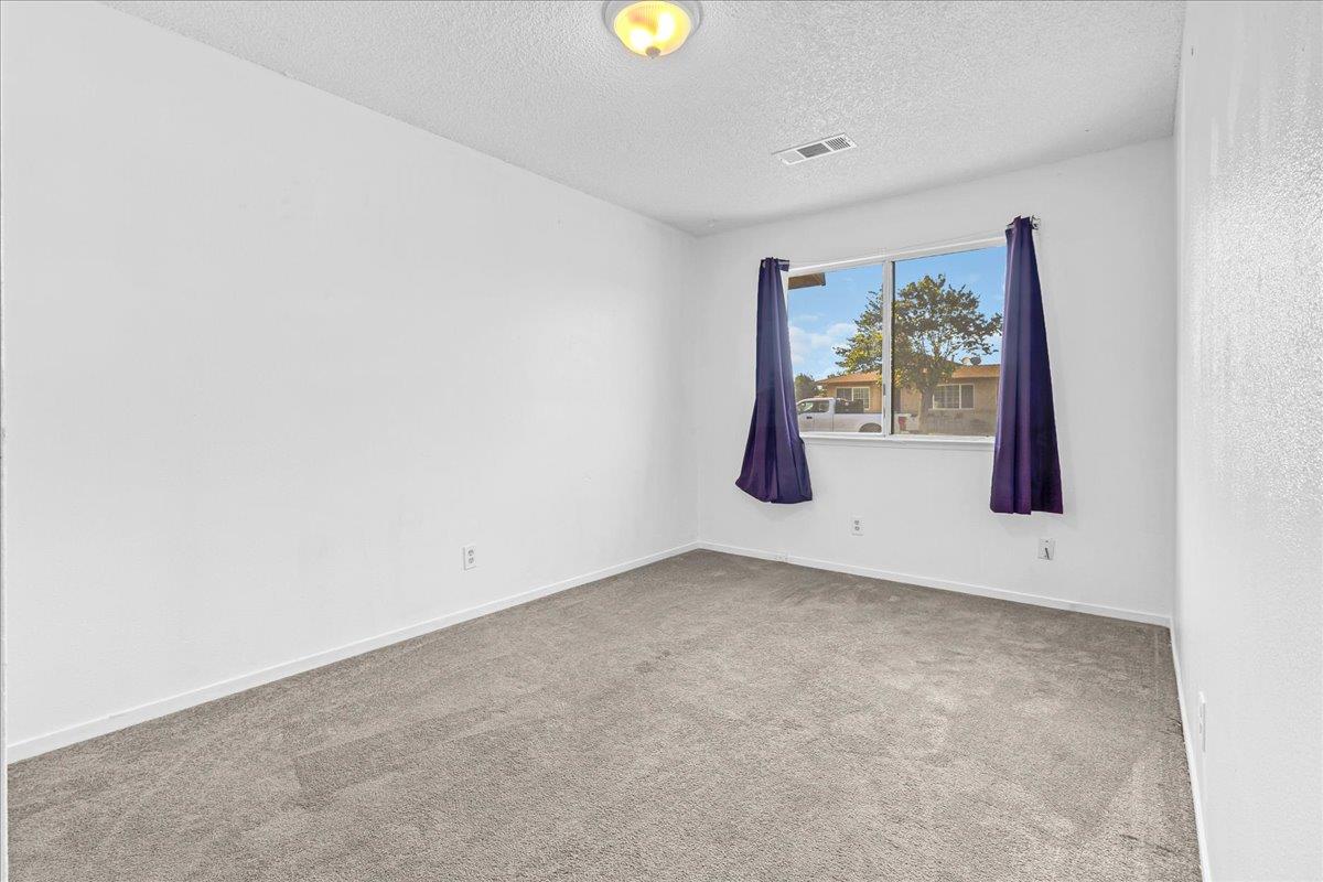 Detail Gallery Image 13 of 21 For 405 Primavera Ct, Greenfield,  CA 93927 - 2 Beds | 1 Baths