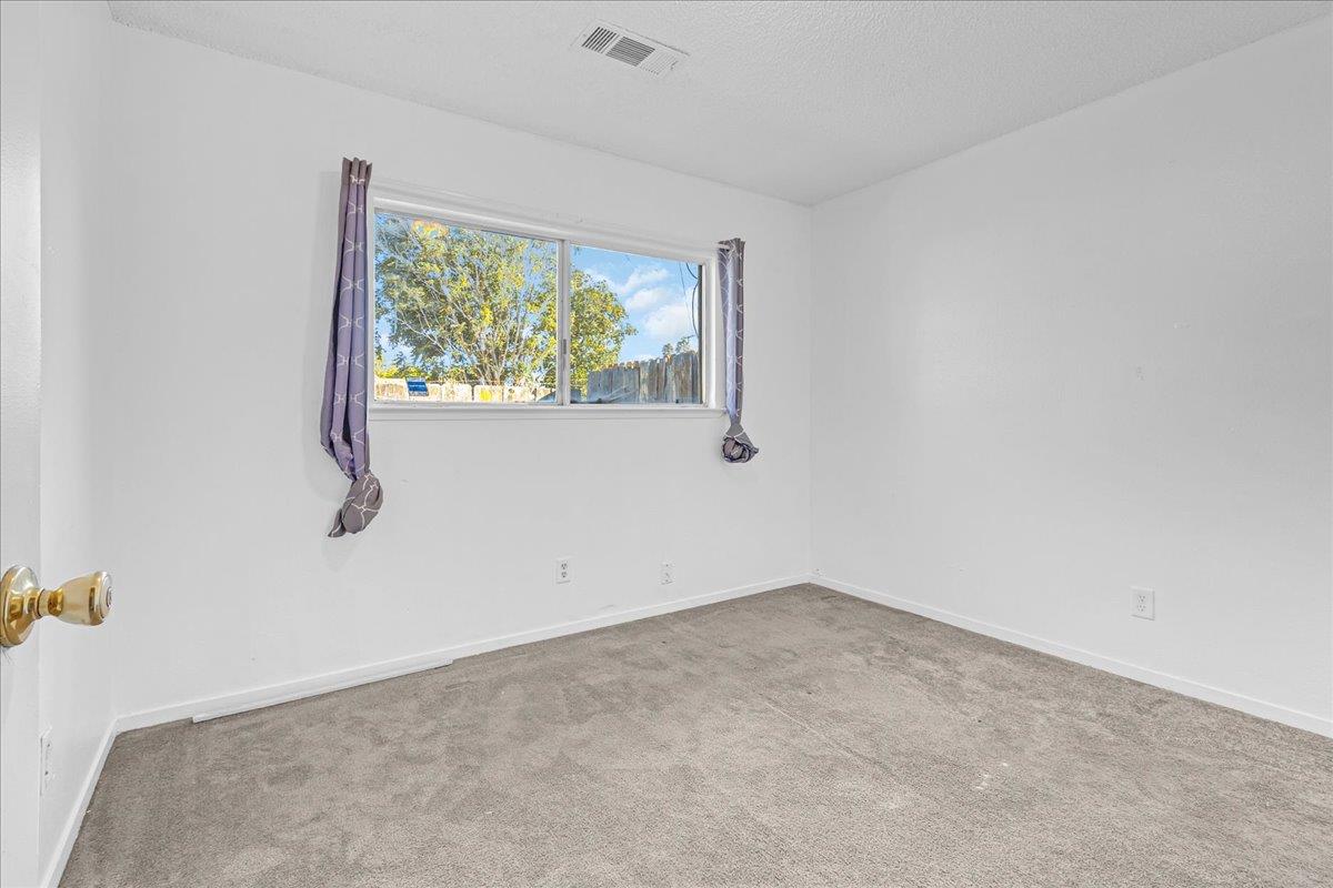 Detail Gallery Image 17 of 21 For 405 Primavera Ct, Greenfield,  CA 93927 - 2 Beds | 1 Baths