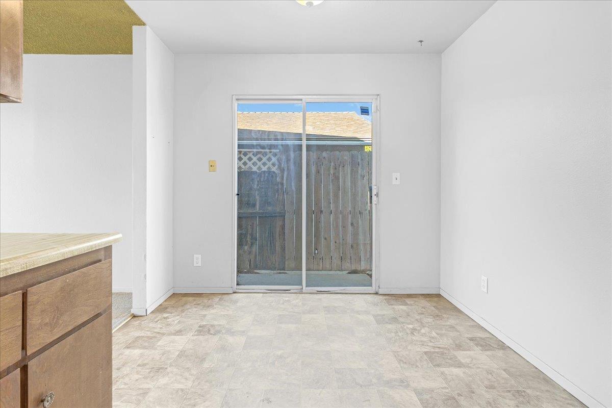 Detail Gallery Image 9 of 21 For 405 Primavera Ct, Greenfield,  CA 93927 - 2 Beds | 1 Baths