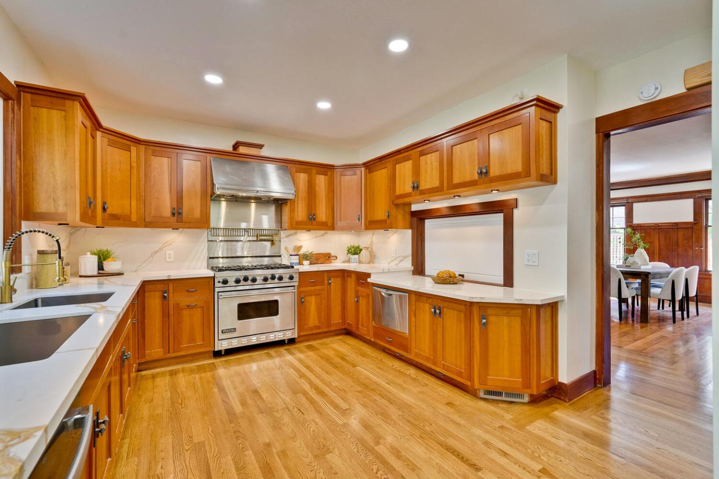 Detail Gallery Image 22 of 55 For 339 S 13th St, San Jose,  CA 95112 - 5 Beds | 4 Baths