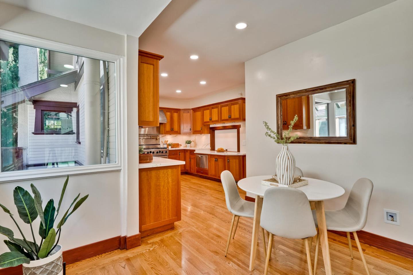 Detail Gallery Image 26 of 55 For 339 S 13th St, San Jose,  CA 95112 - 5 Beds | 4 Baths