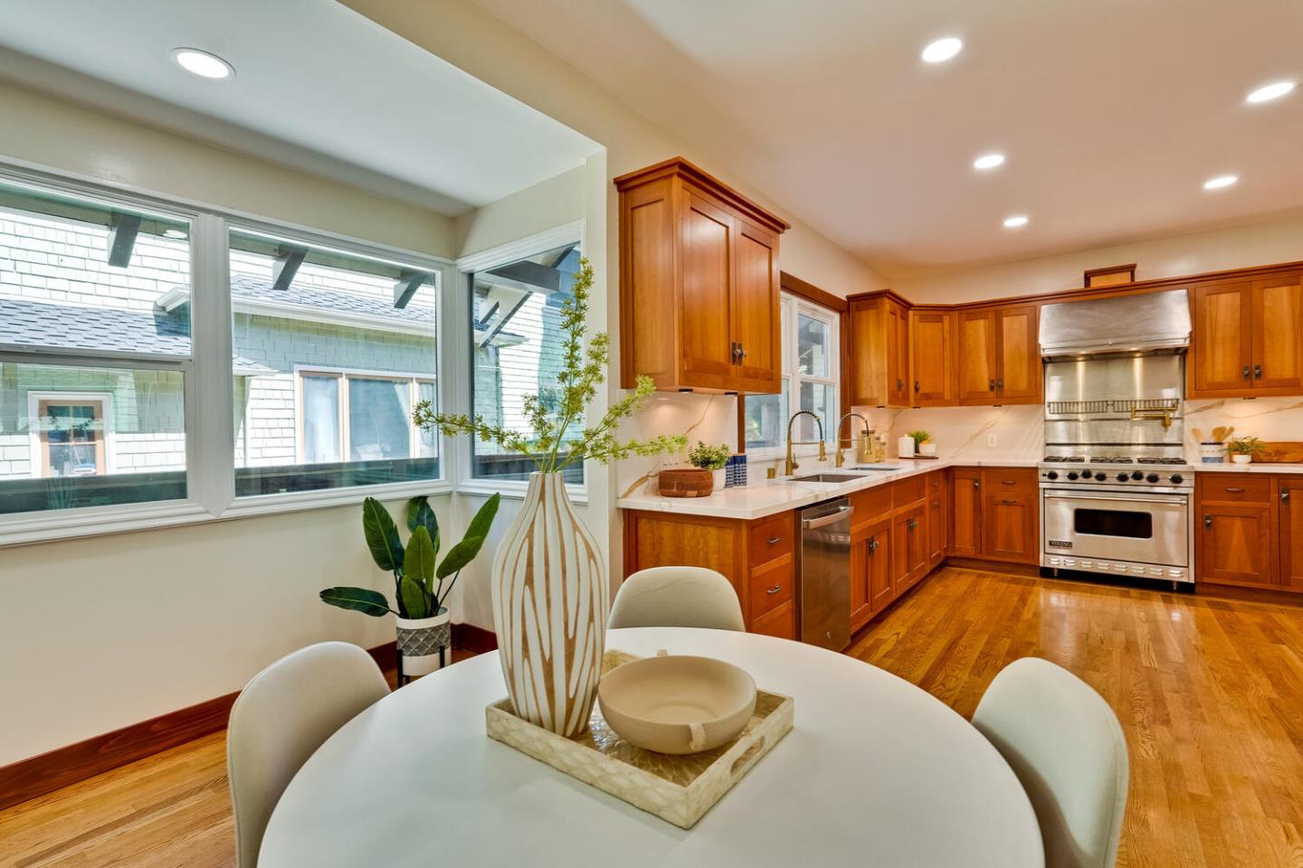 Detail Gallery Image 27 of 55 For 339 S 13th St, San Jose,  CA 95112 - 5 Beds | 4 Baths