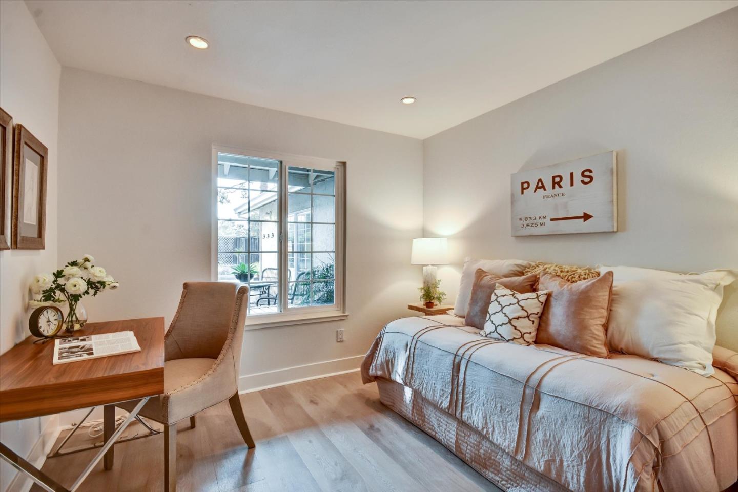 Detail Gallery Image 11 of 54 For 562 Seahorse Ln, Redwood City,  CA 94065 - 3 Beds | 2 Baths