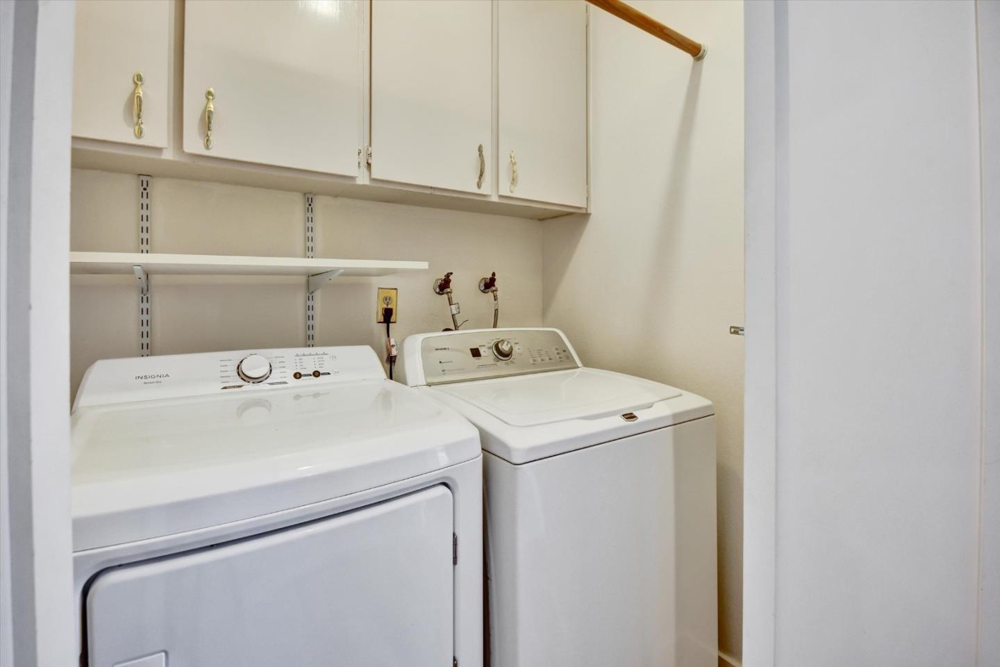 Detail Gallery Image 30 of 54 For 562 Seahorse Ln, Redwood City,  CA 94065 - 3 Beds | 2 Baths