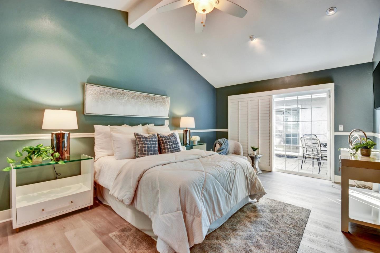 Detail Gallery Image 35 of 54 For 562 Seahorse Ln, Redwood City,  CA 94065 - 3 Beds | 2 Baths