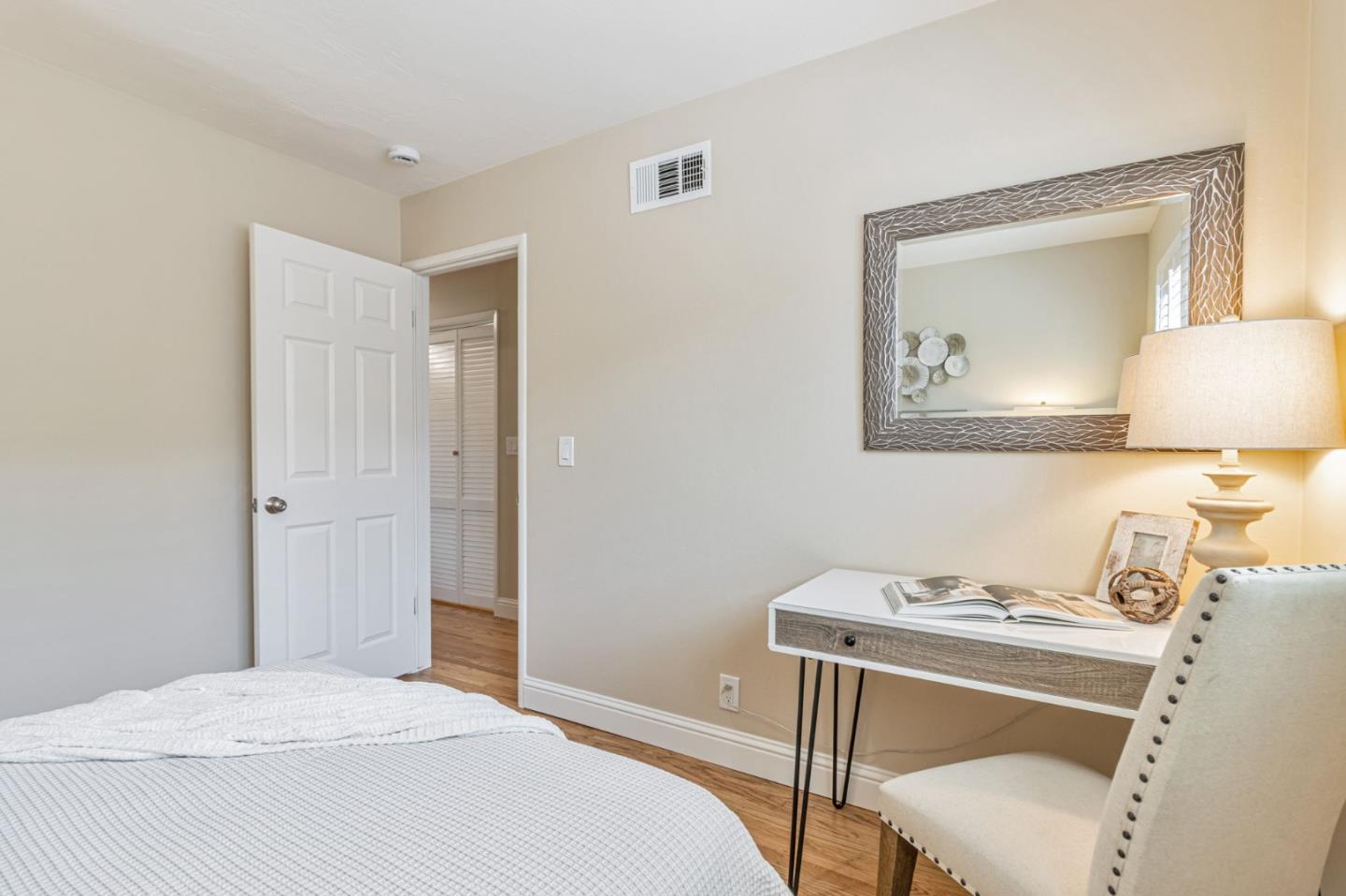 Detail Gallery Image 21 of 45 For 24836 Woodacre Ave, Hayward,  CA 94544 - 3 Beds | 2 Baths